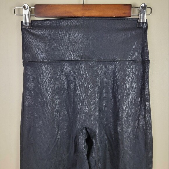 Buffbunny Collection Legacy V2 High Rise Black Cobra Leggings - Picture 6 of 9